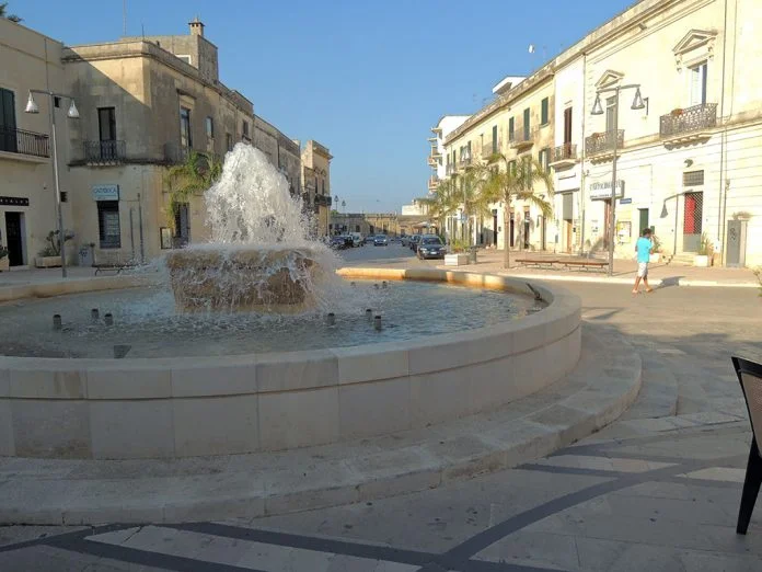 Martano,-Piazza-Assunta