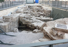 Lecce, gli scavi archeologici in via Alvino tra macerie e discarica